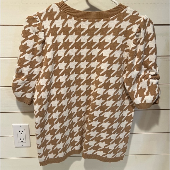 LOFT Houndstooth ruched sleeve sweater tee, size S - Picture 3 of 5